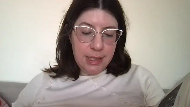HYPHYtype Chat XXX in diretta
