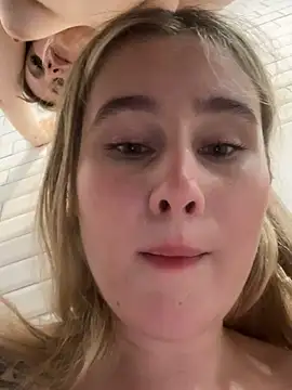 XXX chat uživo modela SiaLater