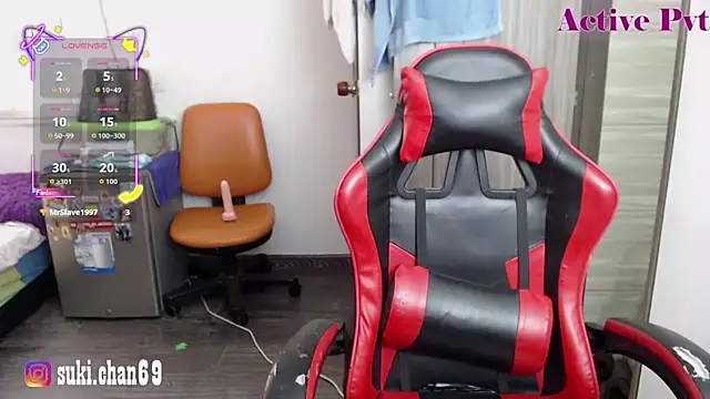sukiichan69 Webcam-Show