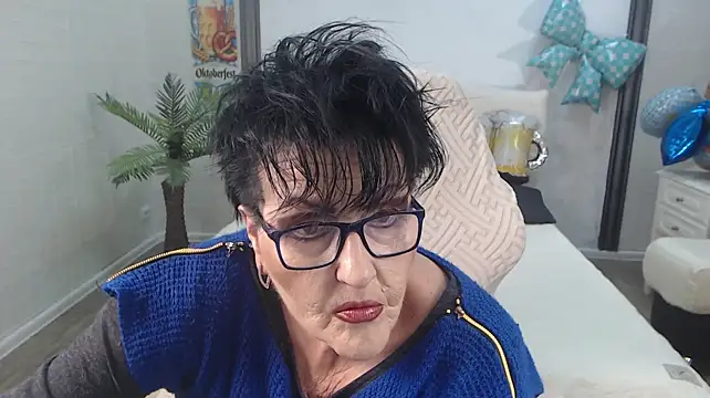 MasterLeila Adlı Modelin Canlı XXX Sohbeti