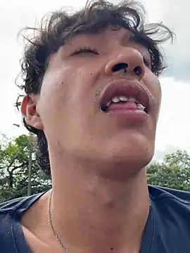 TonnyBottom 现场XXX聊天