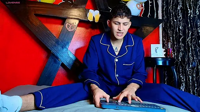 Axel_Romanov Adlı Modelin Canlı XXX Sohbeti