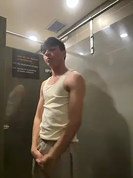 The_Conquer Adlı Modelin Canlı XXX Sohbeti