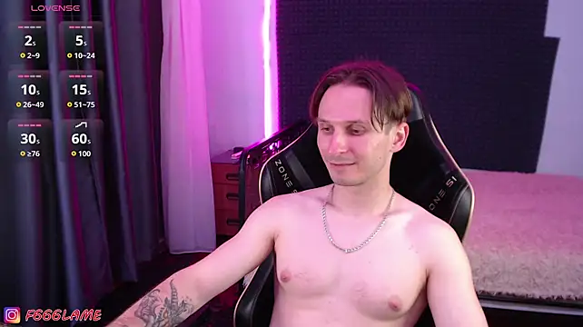 F666LAME webcam show