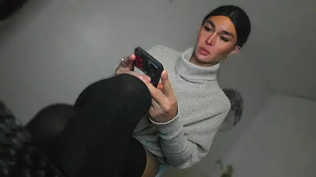 Sembang XXX Secara Langsung MistressNextDoor_