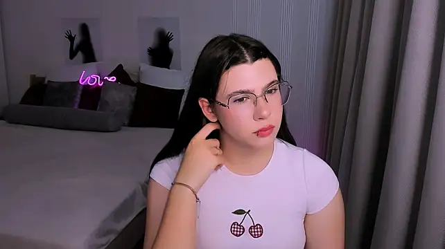 StellaDarks Chat XXX in diretta