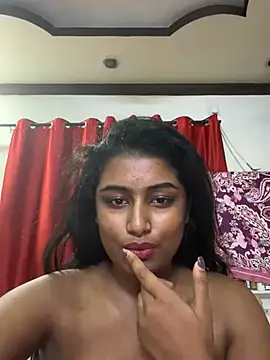 horny_tenager Adlı Modelin Canlı XXX Sohbeti