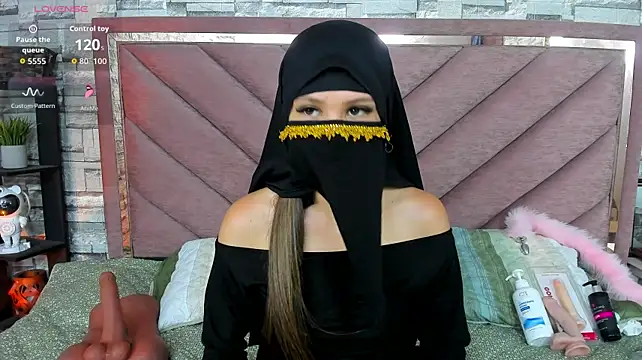 Zully_Mansur: онлайн-секс-чат