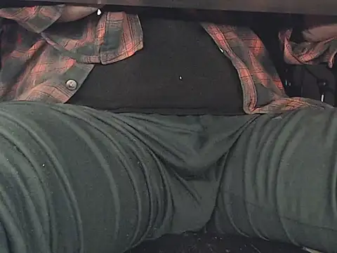 maxstache – Naživo XXX chat