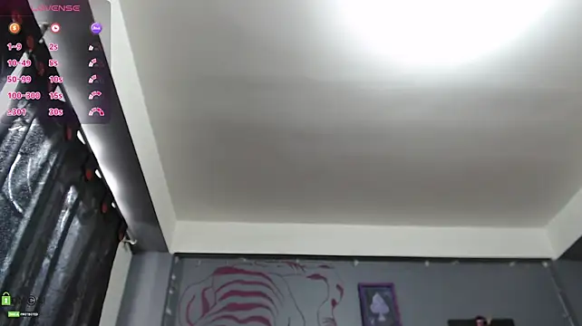 Chat +18 de Regina_Iris ao vivo