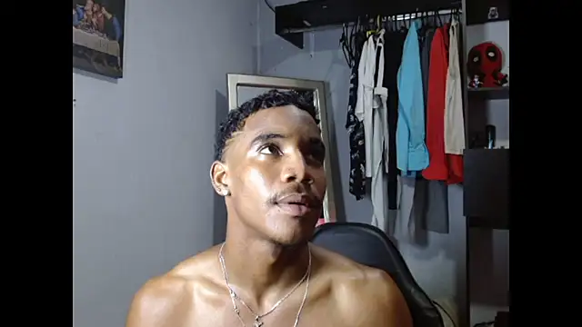AxelSilva7777 Live XXX Chat