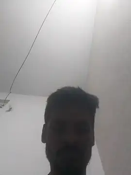 Welcomebab webkamerás műsora