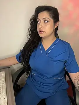 Chat +18 de Amyy_1 ao vivo