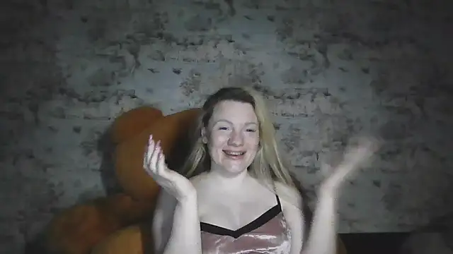 Eveline_May live XXX chat