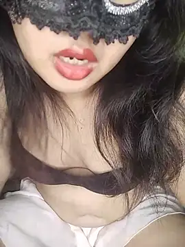 Chat +18 de Anamiie01 ao vivo