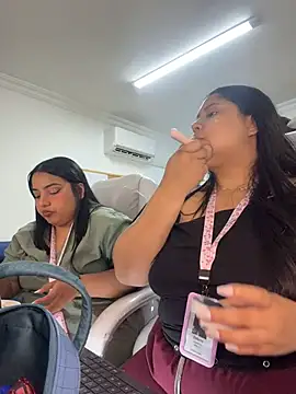 Mia_roussee_ Webcamshow