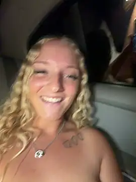 Show modela Sophie_cute06 na web-kameri