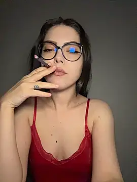 Chat +18 de KaylaLewyss ao vivo