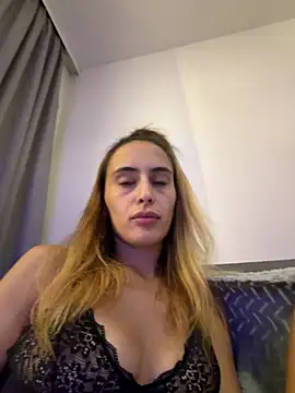 InnesBella Chat XXX live
