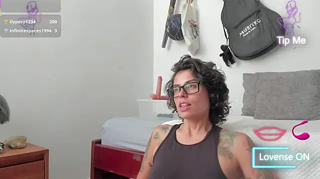 Živý XXX chat natt_op