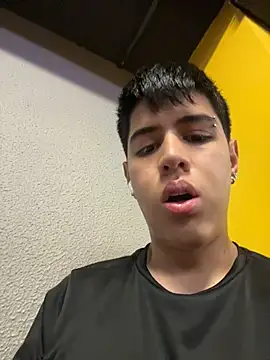 XXX chat uživo modela Angel_khouri_
