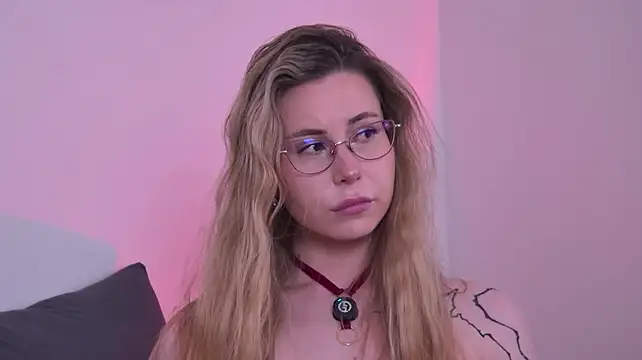 Chat XXX en directo de SaraBlack-