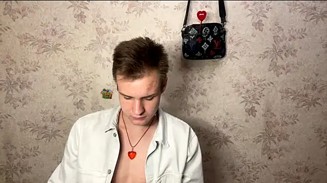 BigBabyMax live XXX chat