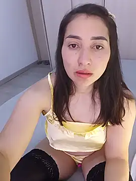 ANGELY_WET_JEET's Live XXX Chat