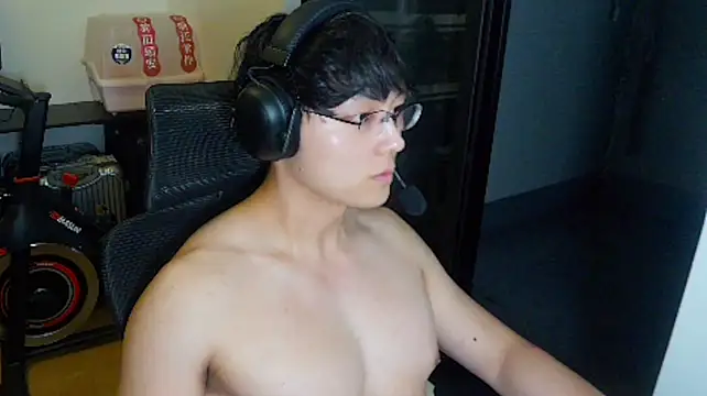 Tkcqcc Chat XXX in diretta