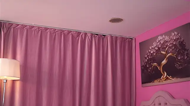 Živý XXX chat LaraBrynn