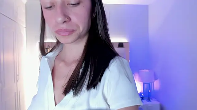 Chat +18 de Chloe_Key ao vivo