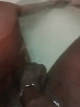 mznsi Show in webcam
