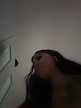 Pamela23x élő XXX-chatje