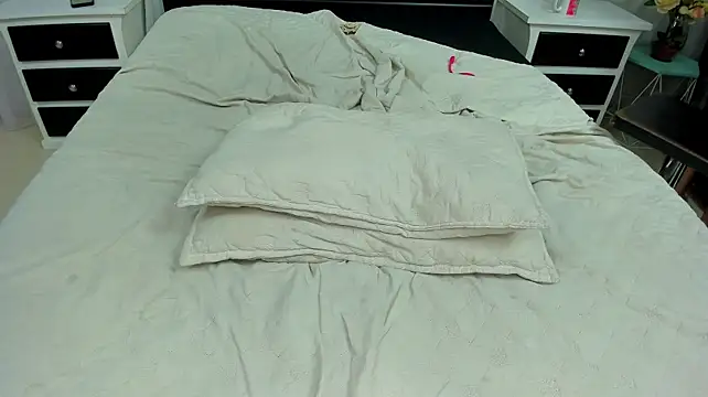 dstevora Obrolan Langsung XXX