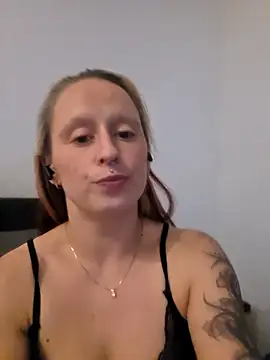 Chat +18 de Bellaaa17 ao vivo