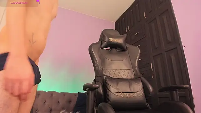 APOLOKING_ Live XXX-chat