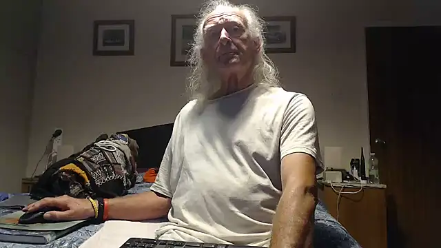 WaverlyKernow Chat XXX in diretta