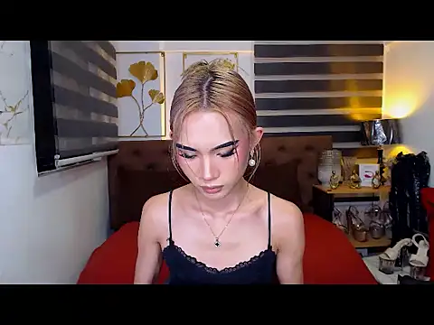 JuicyCockThea live XXX chat