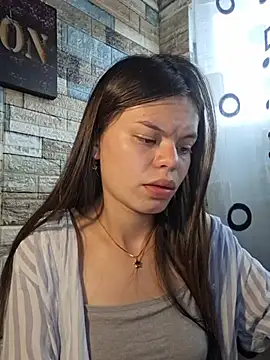 _Isabella-7 Adlı Modelin Canlı XXX Sohbeti