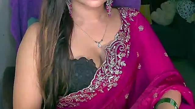 Cute-Tara Adlı Modelin Canlı XXX Sohbeti