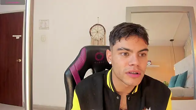 Lycan____ Chat XXX live