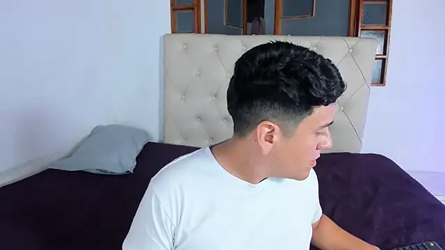 Chat XXX ao vivo de oliver_price1