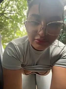 IvyX_X Chat XXX live