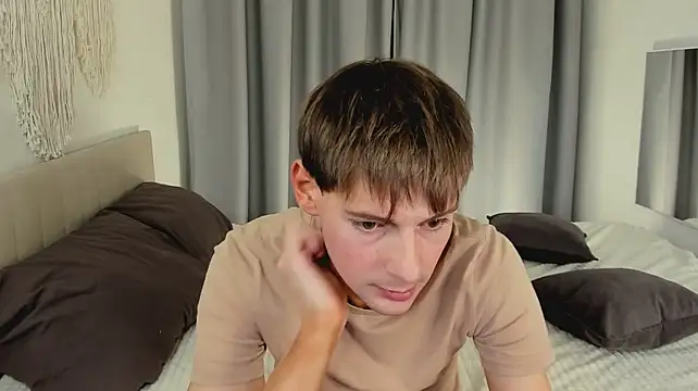 Kyle_Barry live XXX chat