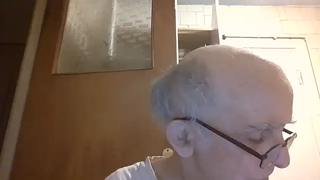 mariusica1@xh Chat XXX live