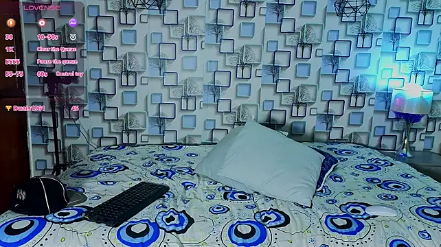 Chat XXX en directo de LoganSteel_