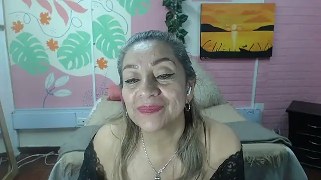 ZAMANTHA Adlı Modelin Canlı XXX Sohbeti