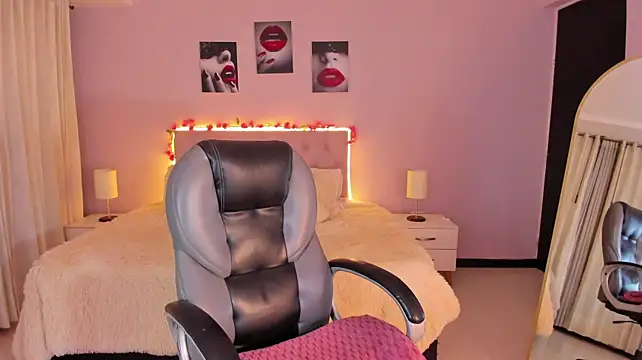 Emily_Warren_'s Live XXX Chat