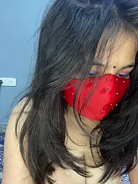 Pari8822's Live XXX Chat
