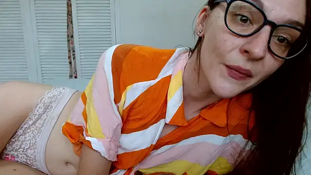 Sonyasays Chat XXX in diretta